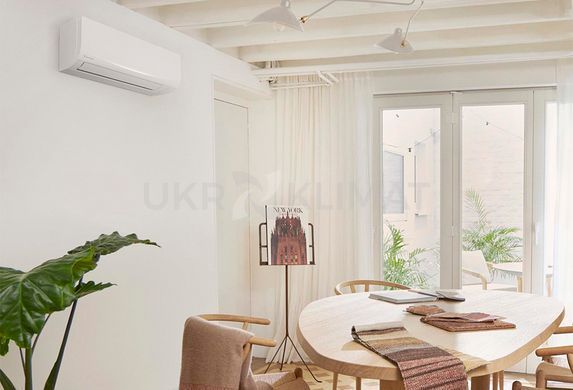 Кондиционер Daikin FTXF25F/RXF25F Sensira с установкой в Киеве, Харькове, Одессе и Днепре