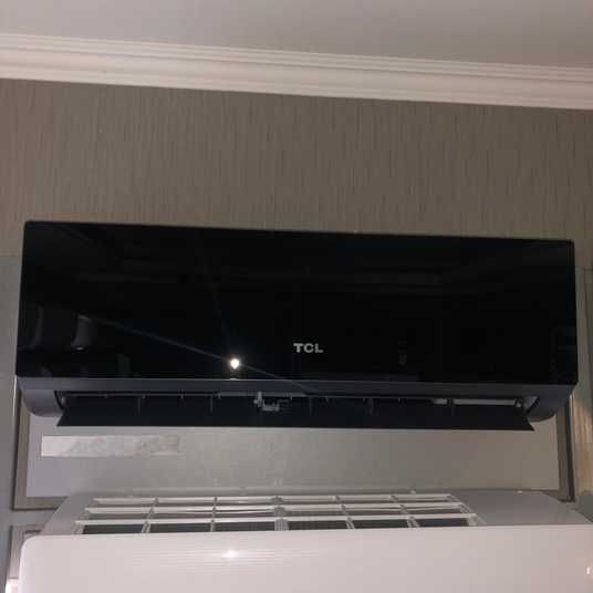 Кондиціонер TCL TAC-09CHSD/XA82IN Black купити за ціною 20 699 грн