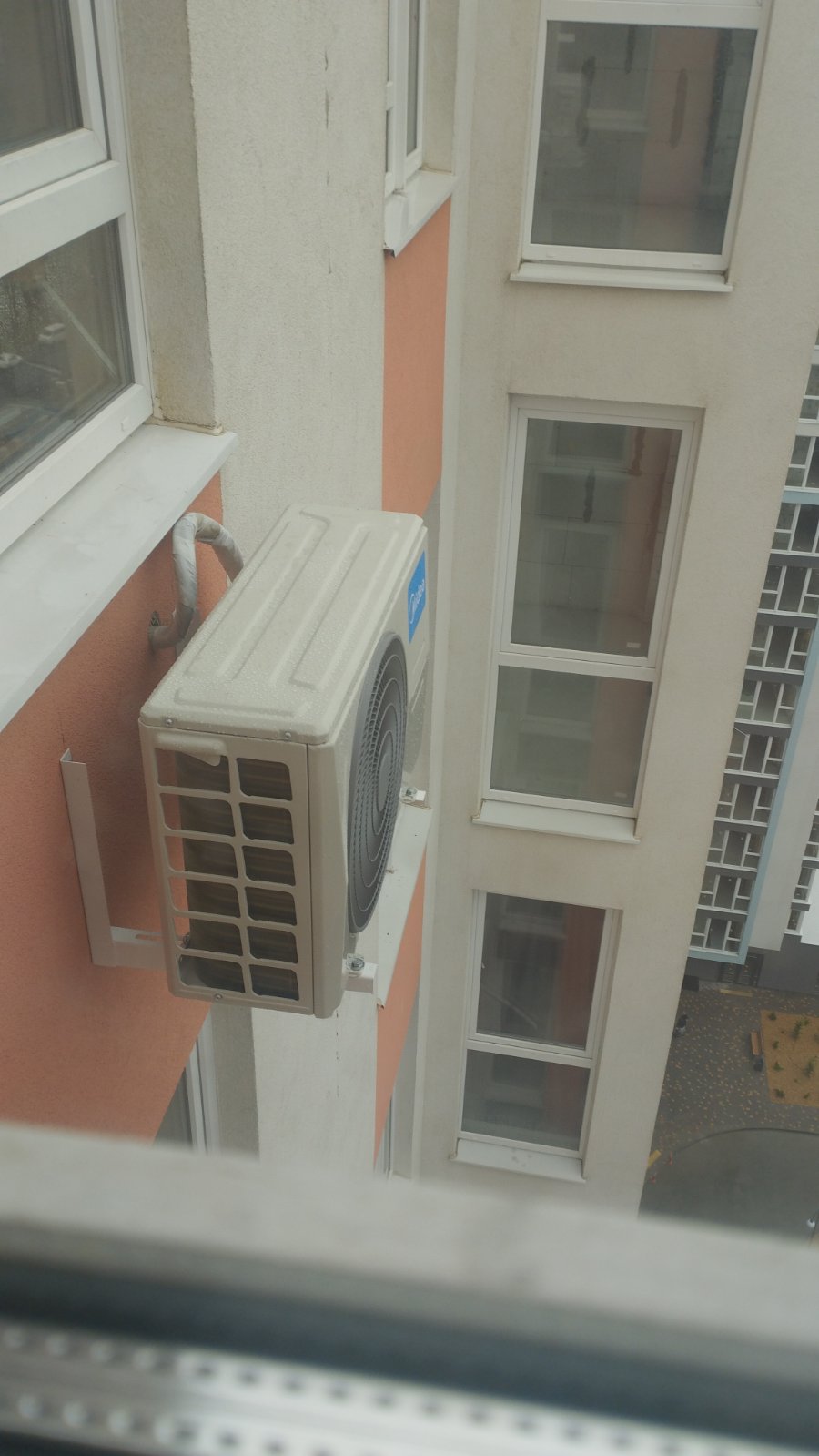 Кондиціонер спліт-система Midea Xtreme Save Eco